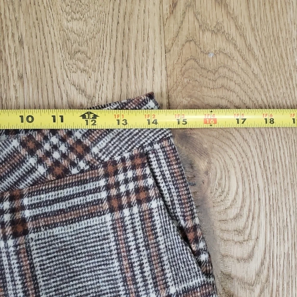 Plaid Wide-Leg Trousers in Brown and Cream - Picture 5 of 10